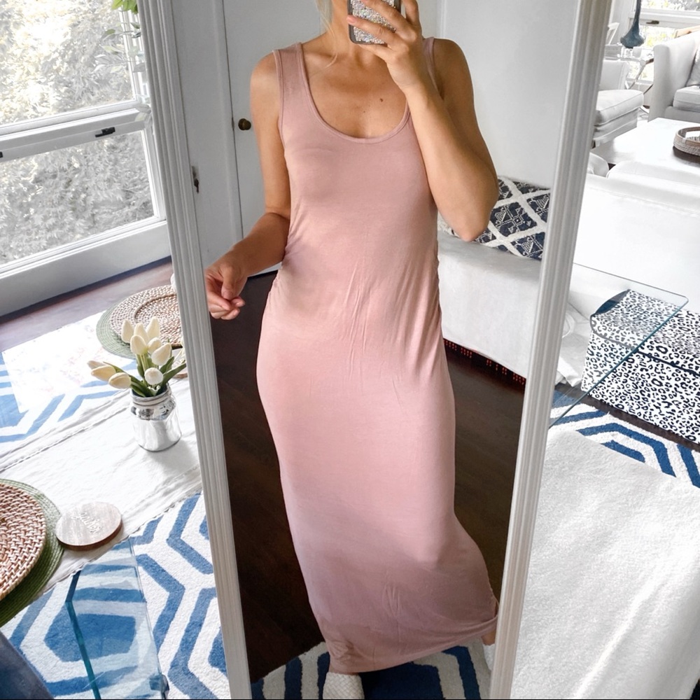 🐚 BOOHOO MATERNITY ROSE TAUPE VISCOSE MAXI DRESS!